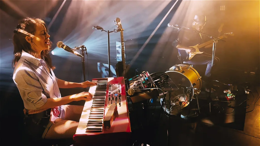 Super Eden- Ello Papillon et Phillip Meade en concert