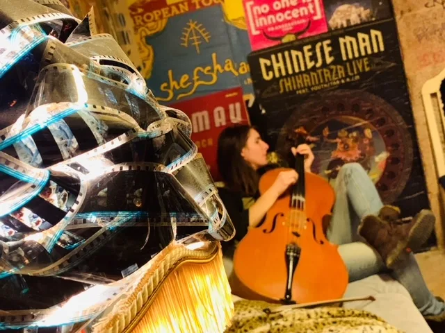 Annabelle Rogelet à la Cave à musique - violoncelle